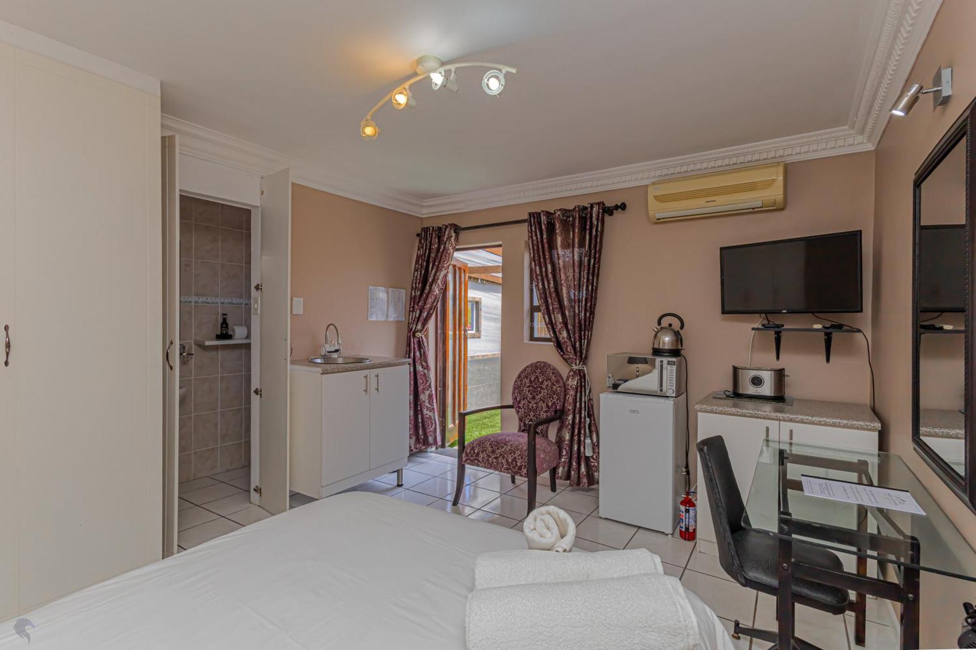 Holiday Guest House لانجيبان المظهر الخارجي الصورة